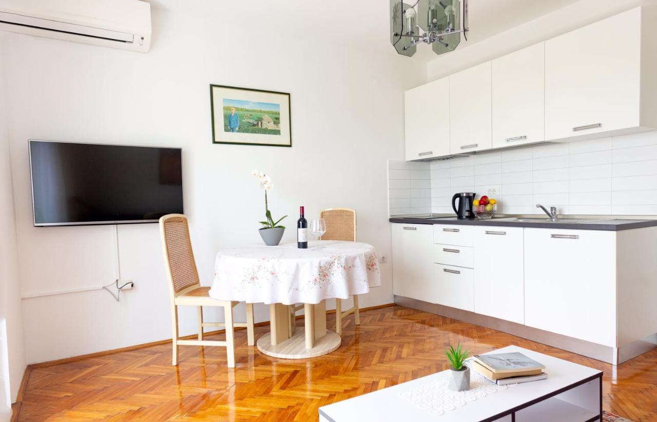 Apartment Centener Rovinj Exterior photo