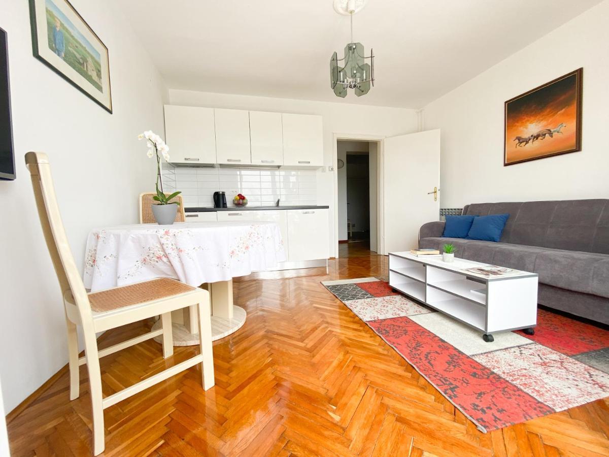 Apartment Centener Rovinj Exterior photo