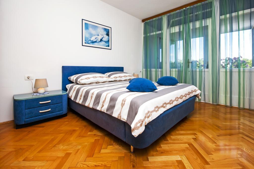 Apartment Centener Rovinj Exterior photo